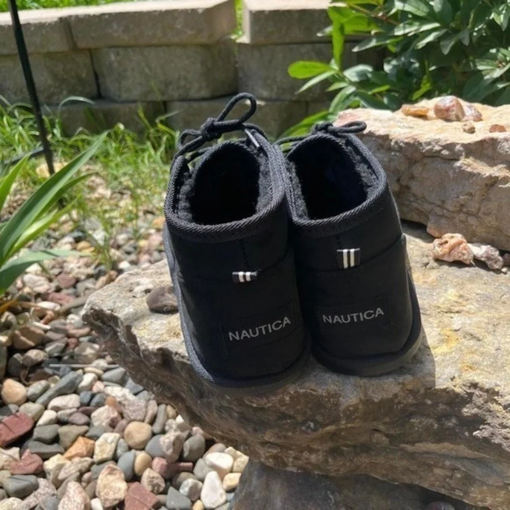 Nautica Men's Black Boots  Size US 9